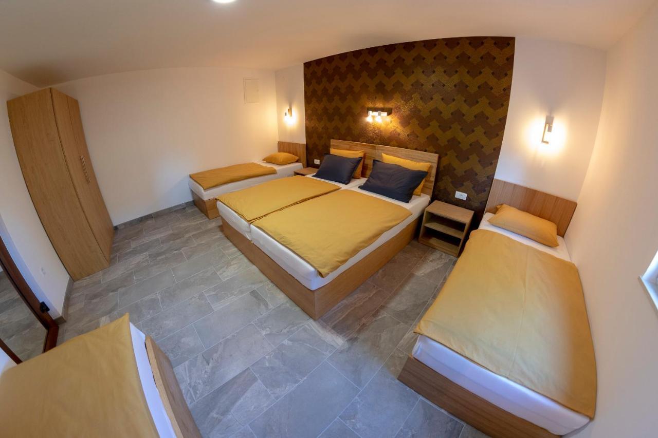 Apartment Vila Tara Bihac Luaran gambar