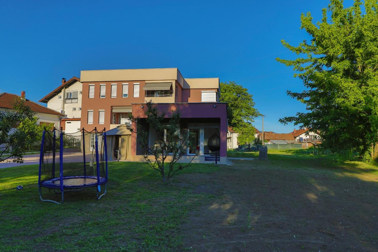 Apartment Vila Tara Bihac Luaran gambar