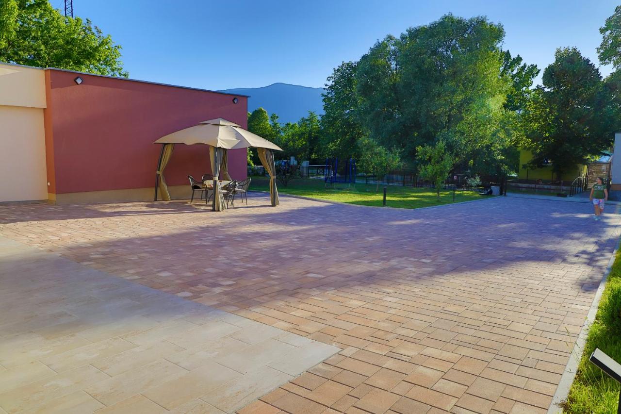 Apartment Vila Tara Bihac Luaran gambar