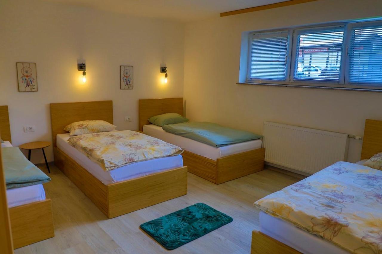 Apartment Vila Tara Bihac Luaran gambar