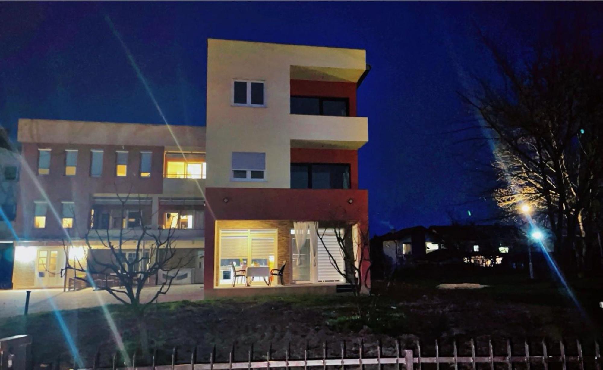 Apartment Vila Tara Bihac Luaran gambar